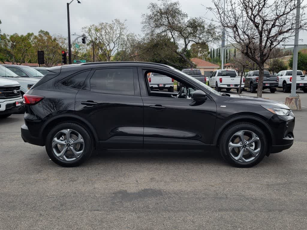 Thumbnail: 2025 Ford Escape - 6