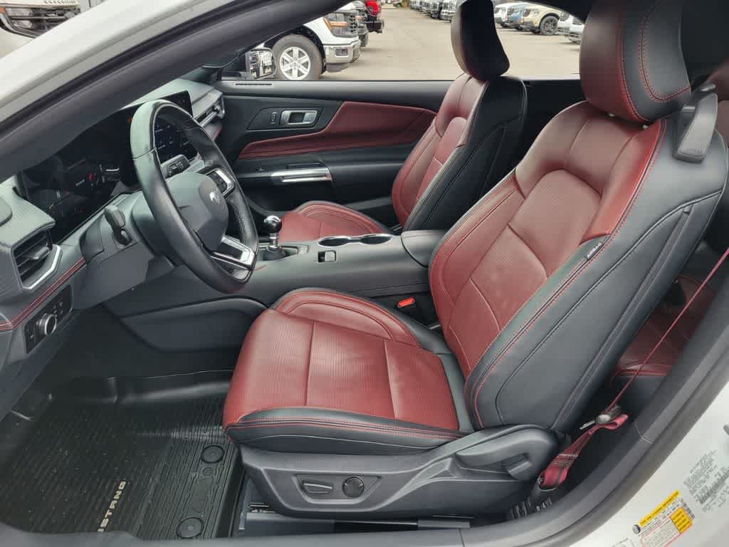 Thumbnail: 2025 Ford Mustang - 10