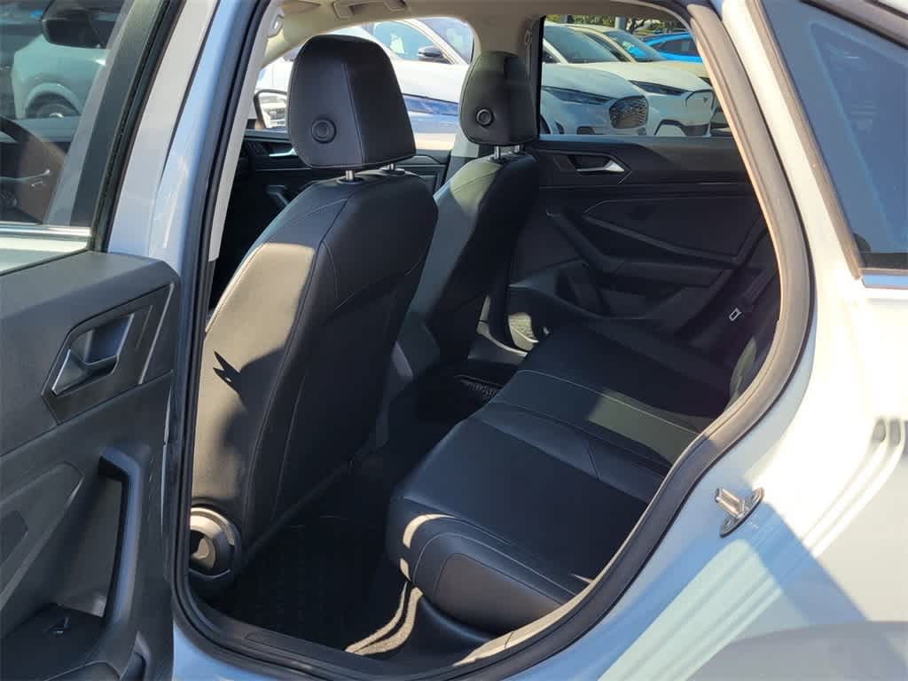 Thumbnail: 2019 Volkswagen Jetta - 10