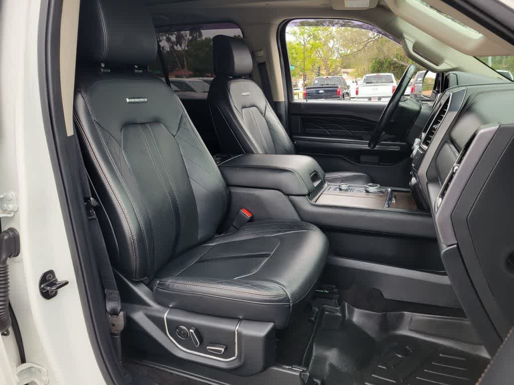 Thumbnail: 2020 Ford Expedition MAX - 32