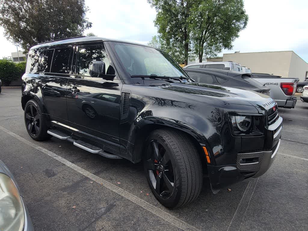 Thumbnail: 2023 Land Rover Defender - 7