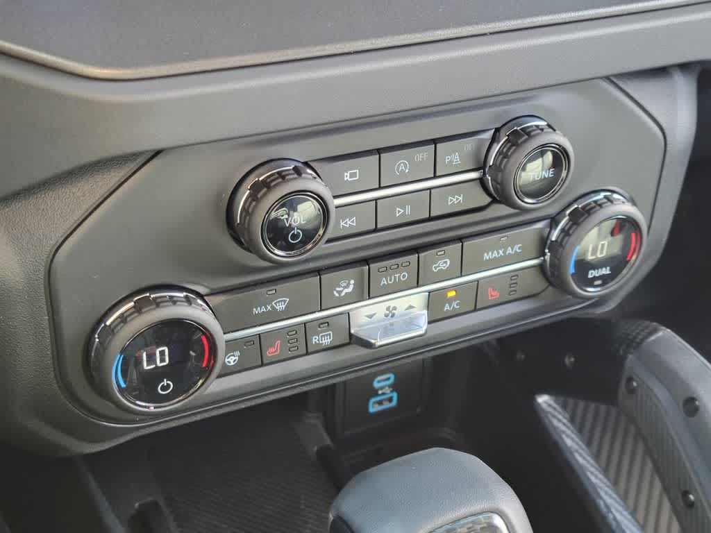 Thumbnail: 2025 Ford Bronco - 20