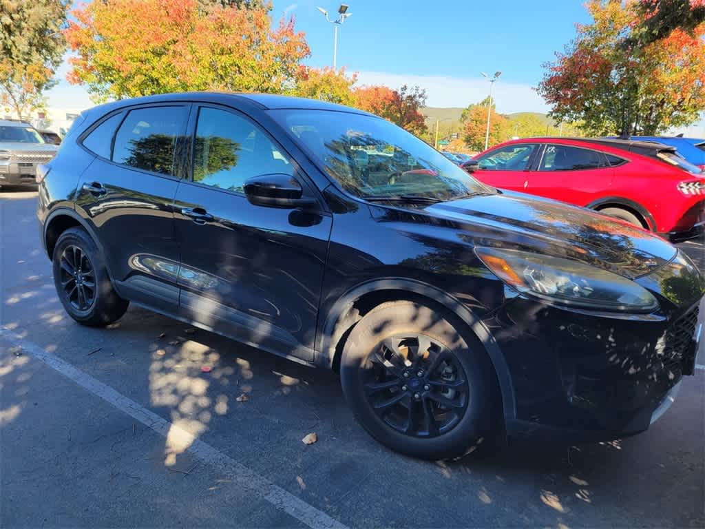 Thumbnail: 2020 Ford Escape - 10