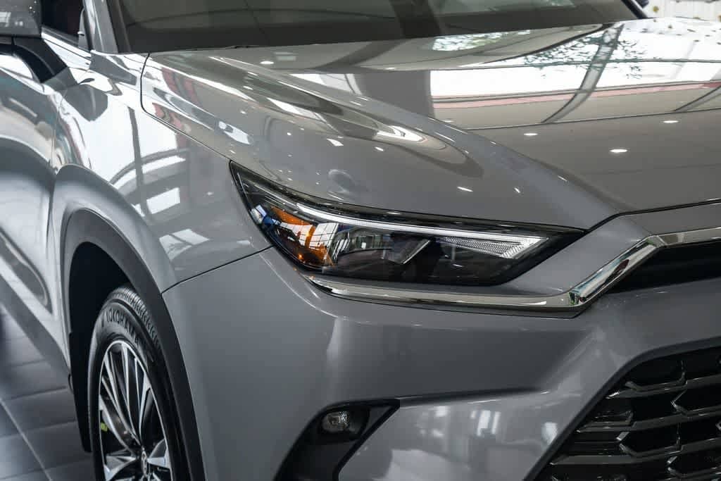 Thumbnail: 2026 Toyota Grand Highlander - 4