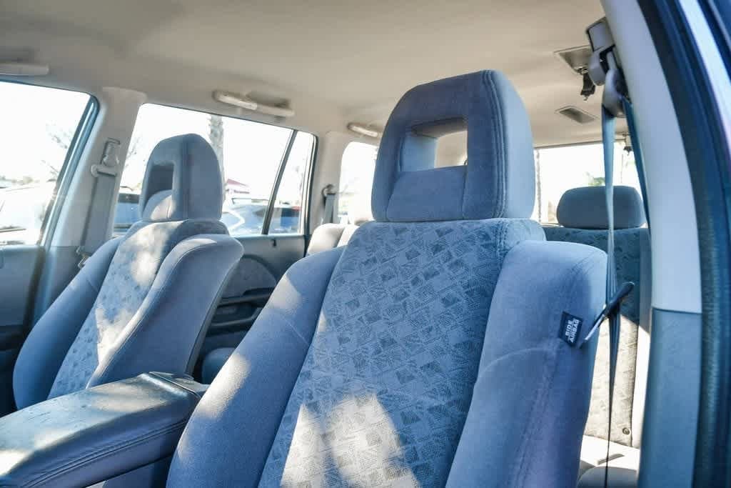 Thumbnail: 2005 Honda Pilot - 17