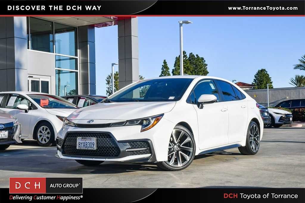 2022 Toyota Corolla SE's photo