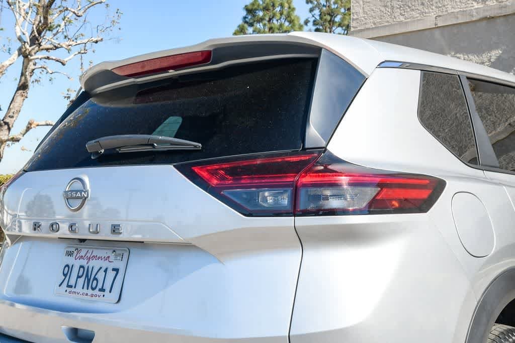 2024 Nissan Rogue S photo 5