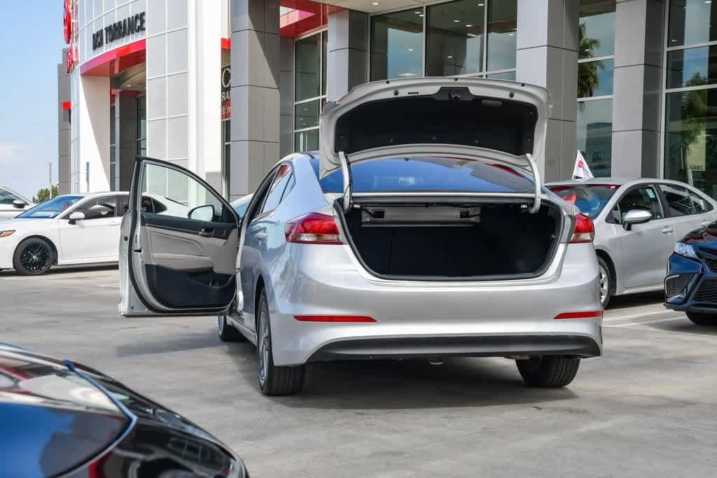 Thumbnail: 2017 Hyundai Elantra - 26