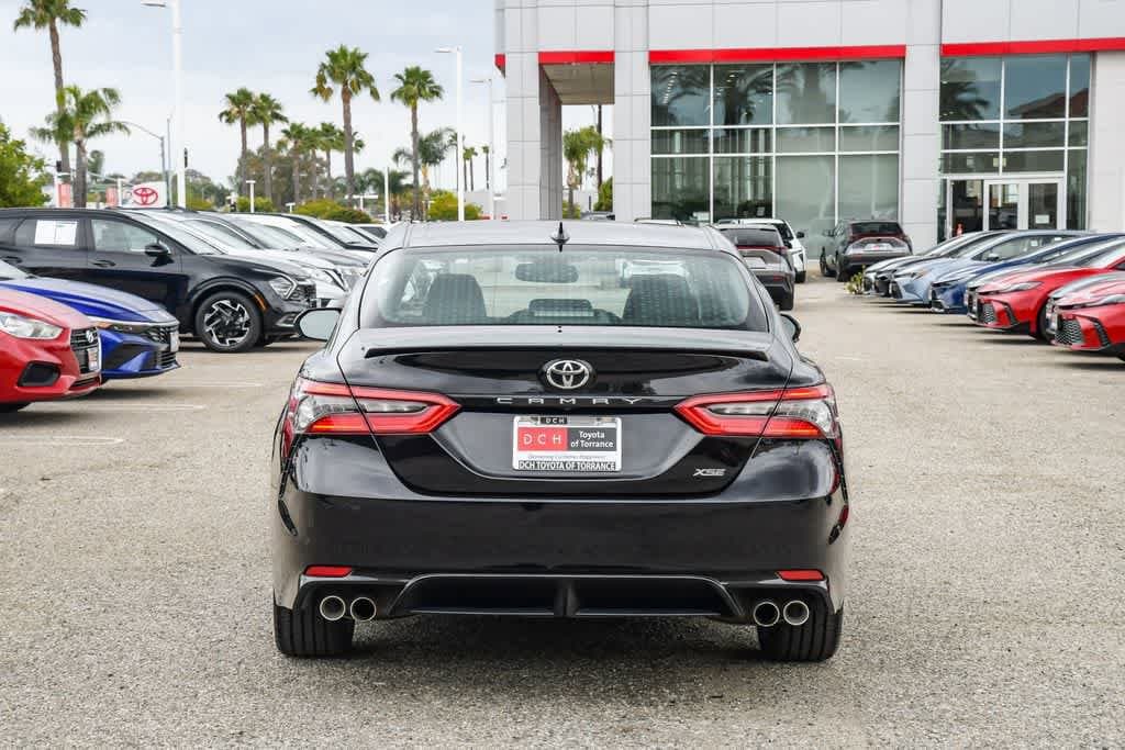 2023 Toyota Camry XSE photo 3