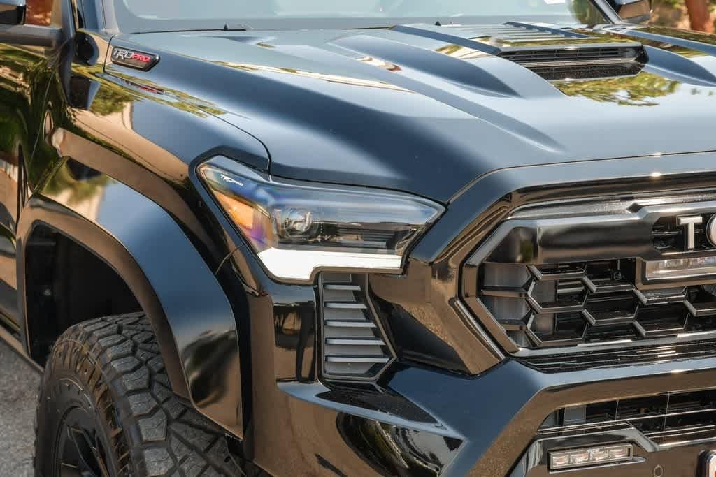 Thumbnail: 2025 Toyota Tacoma - 4
