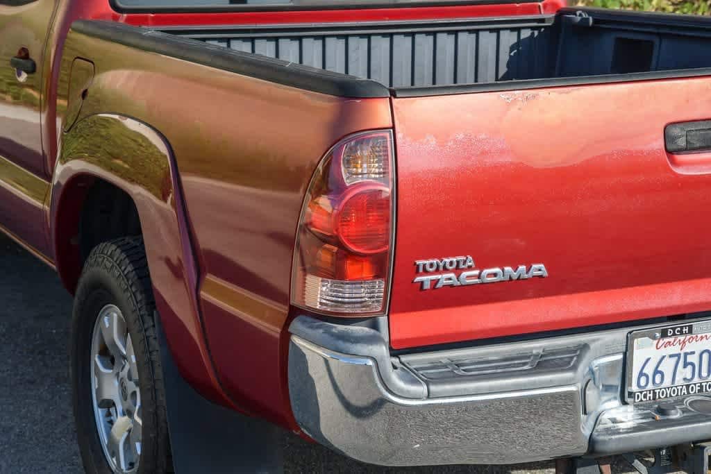 Thumbnail: 2006 Toyota Tacoma - 9