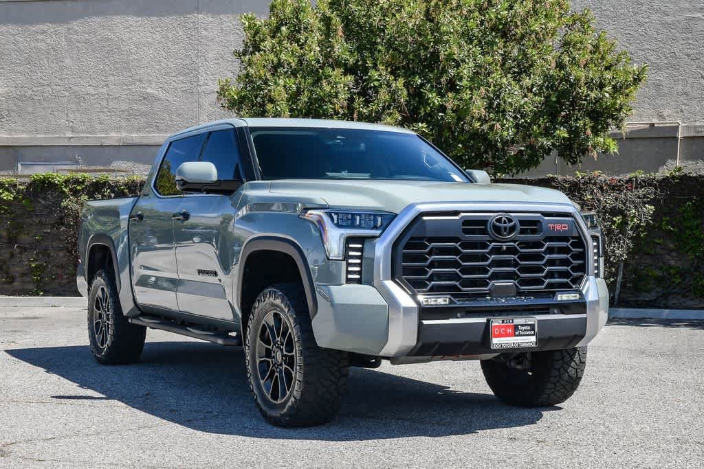 2023 Toyota Tundra Limited photo 2