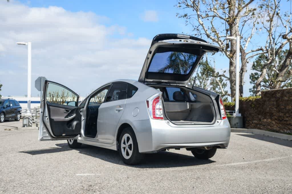 Thumbnail: 2014 Toyota Prius - 25