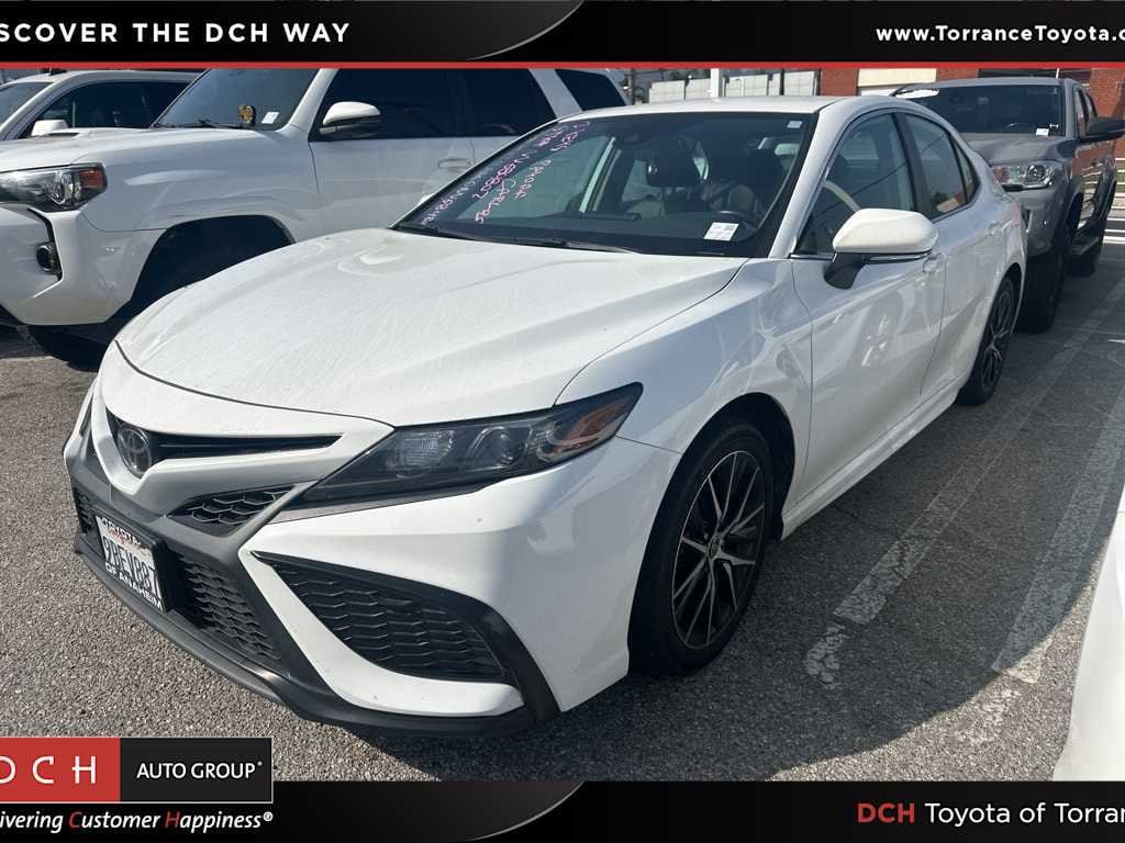 Thumbnail: 2022 Toyota Camry - 1