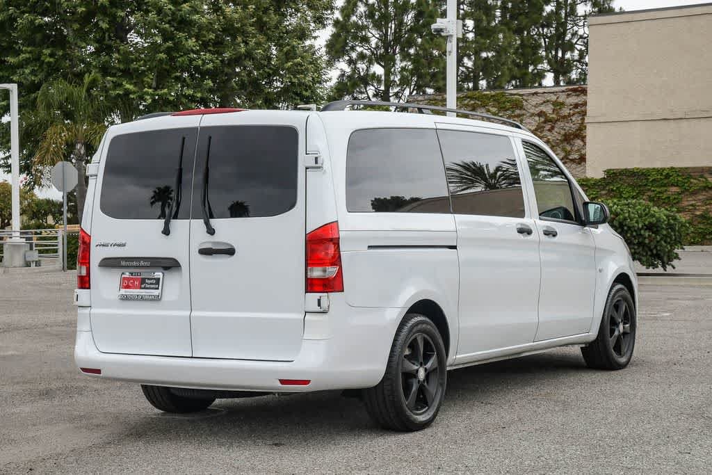Thumbnail: 2016 Mercedes-Benz Metris - 8