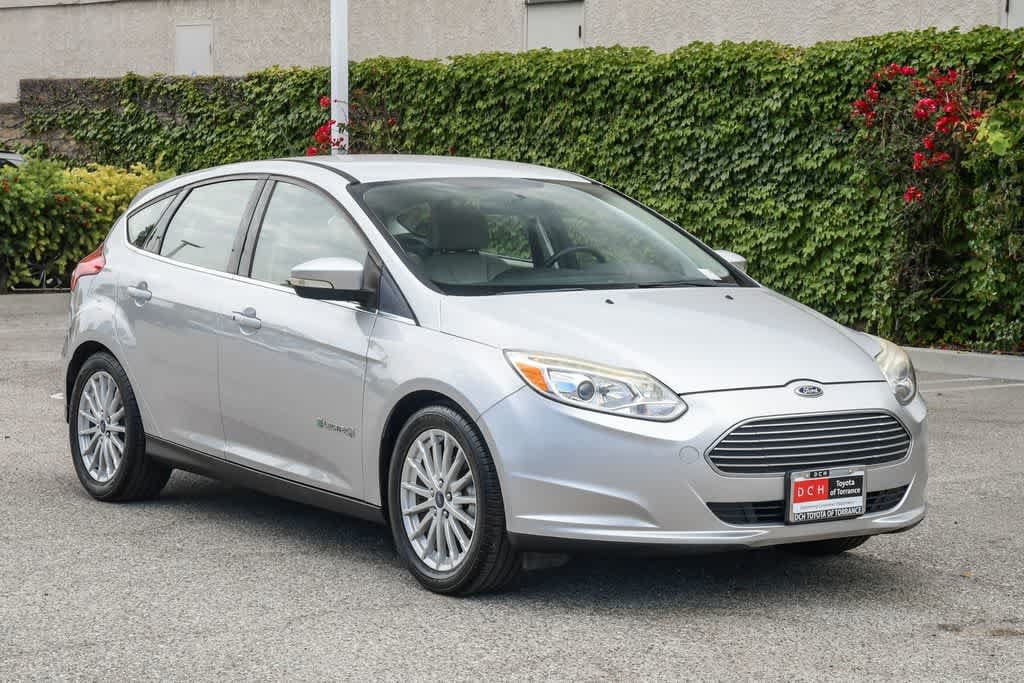 Thumbnail: 2017 Ford Focus - 3