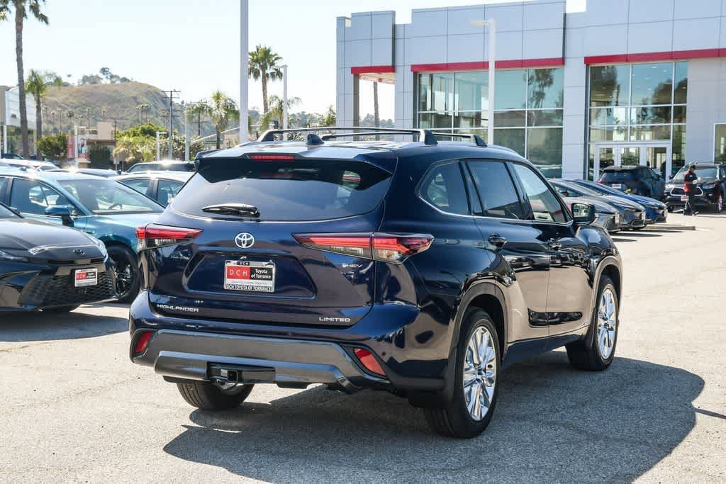 Thumbnail: 2026 Toyota Highlander - 7