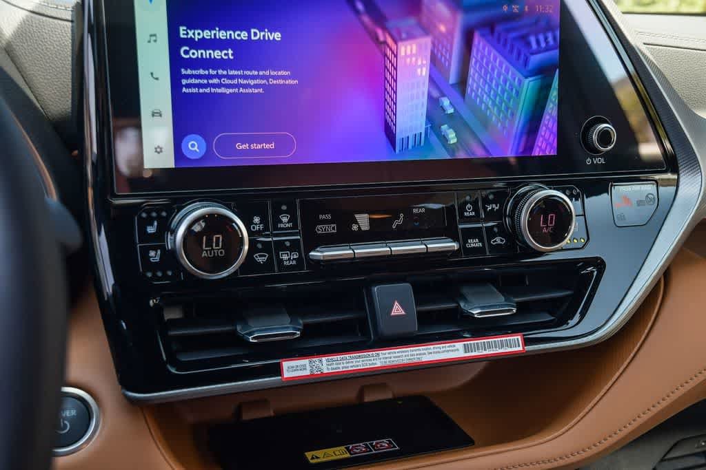 Thumbnail: 2026 Toyota Highlander - 22