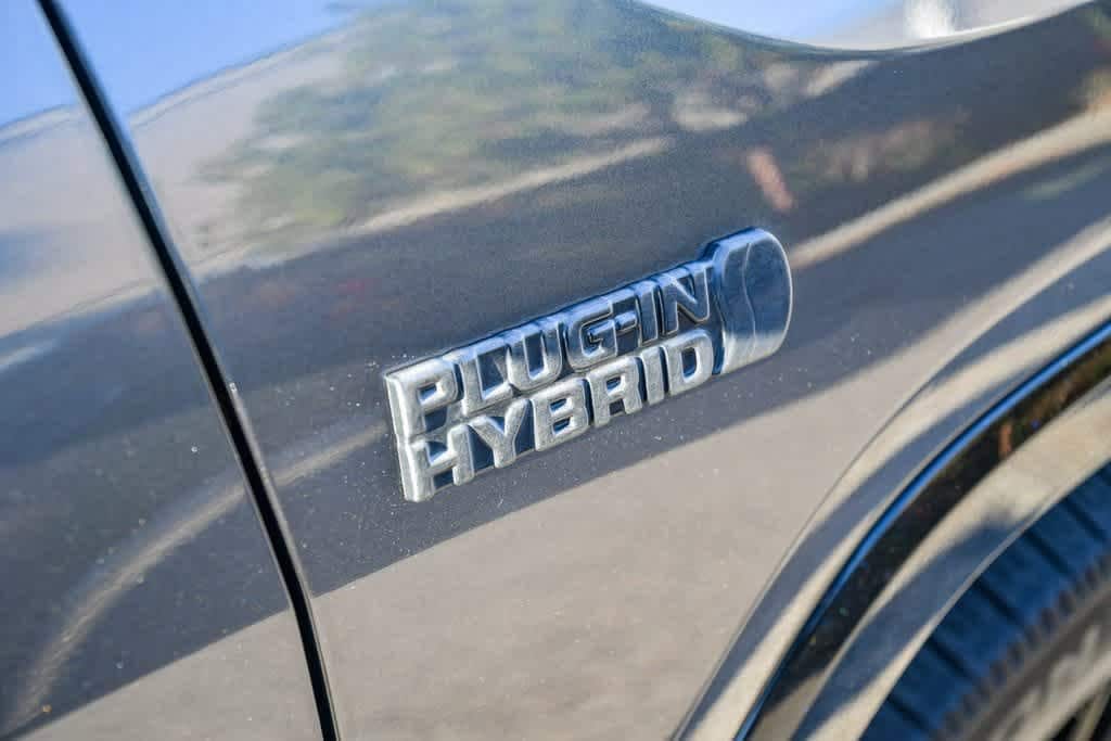 Thumbnail: 2022 Toyota RAV4 - 28