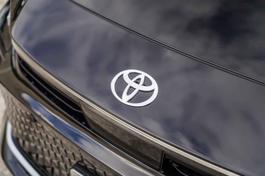 Thumbnail: 2026 Toyota Crown - 3