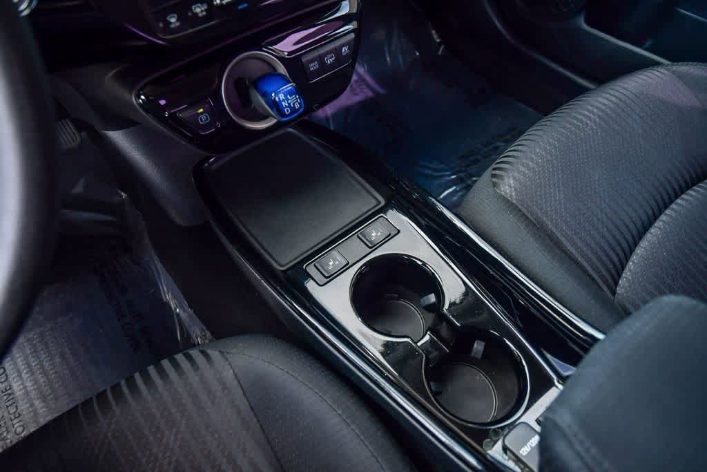 Thumbnail: 2022 Toyota Prius Prime - 21