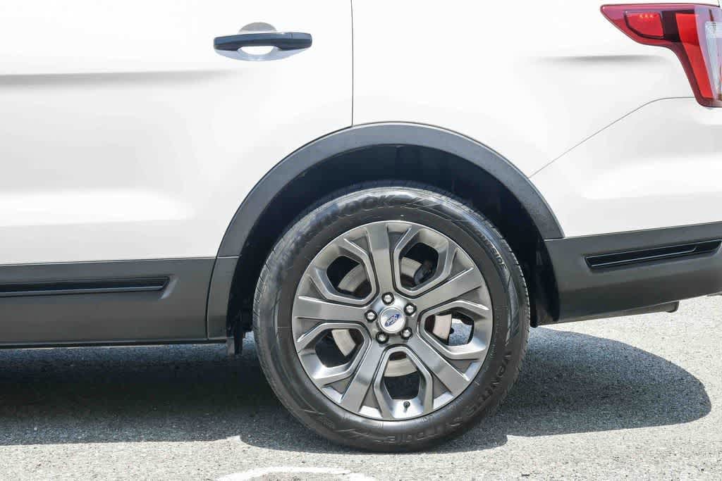 Thumbnail: 2018 Ford Explorer - 10