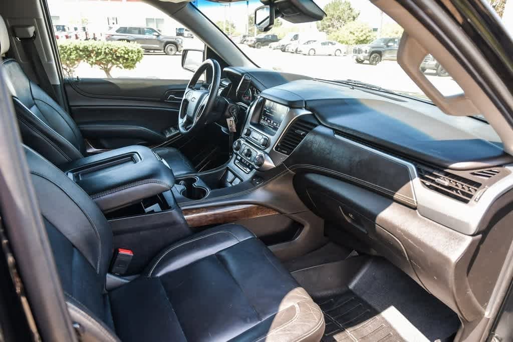 Thumbnail: 2019 Chevrolet Tahoe - 15