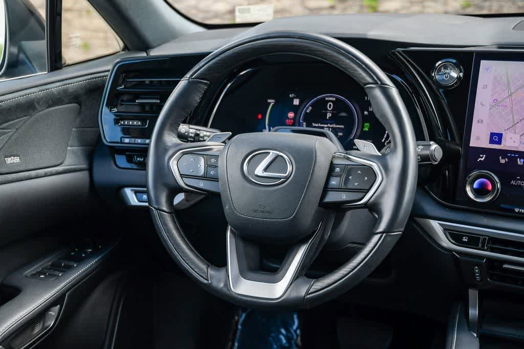 2024 LEXUS RX 450h+ Luxury photo 5