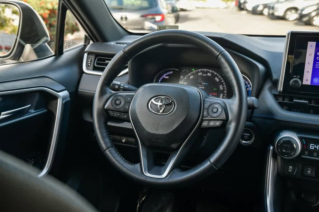 Thumbnail: 2024 Toyota RAV4 - 12