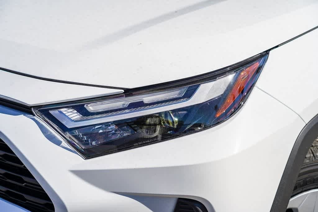 New 2025 Toyota RAV4 LE SUV