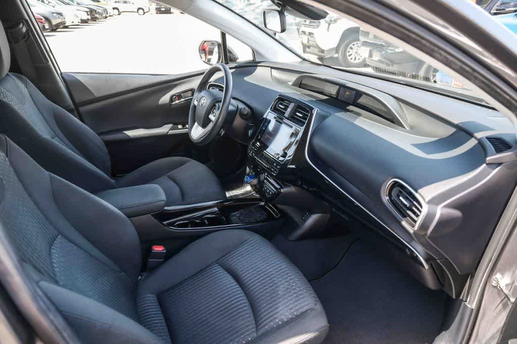 Thumbnail: 2019 Toyota Prius Prime - 15
