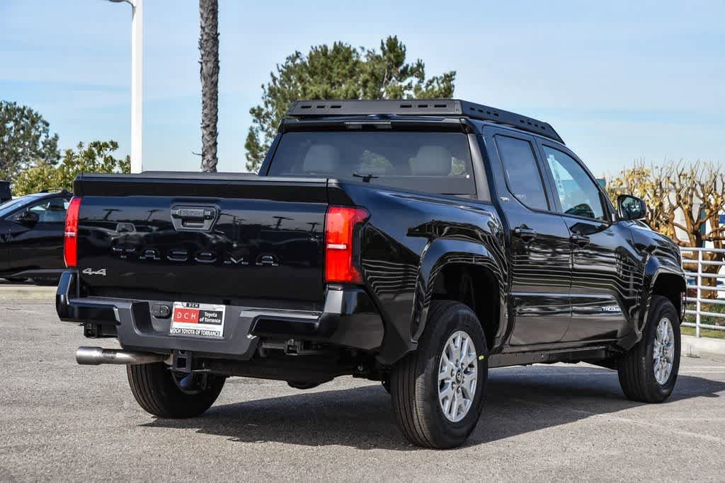 2026 Toyota Tacoma SR5 - Photo 8