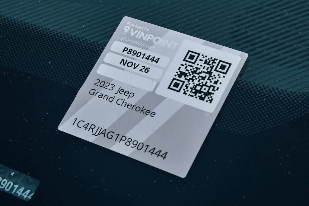 Thumbnail: 2023 Jeep Grand Cherokee L - 28