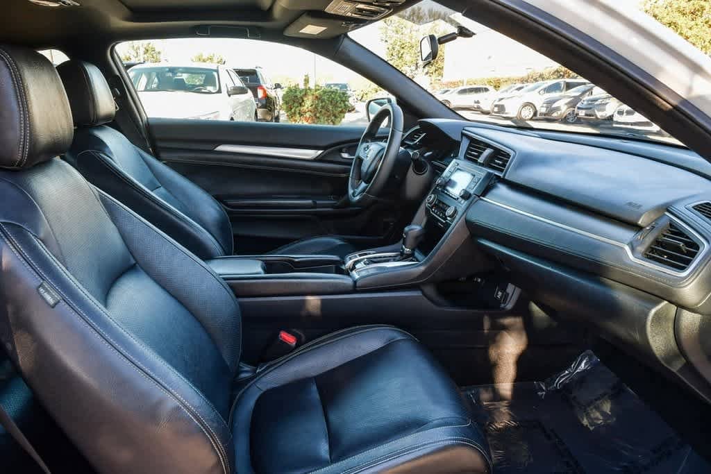 Thumbnail: 2017 Honda Civic - 16