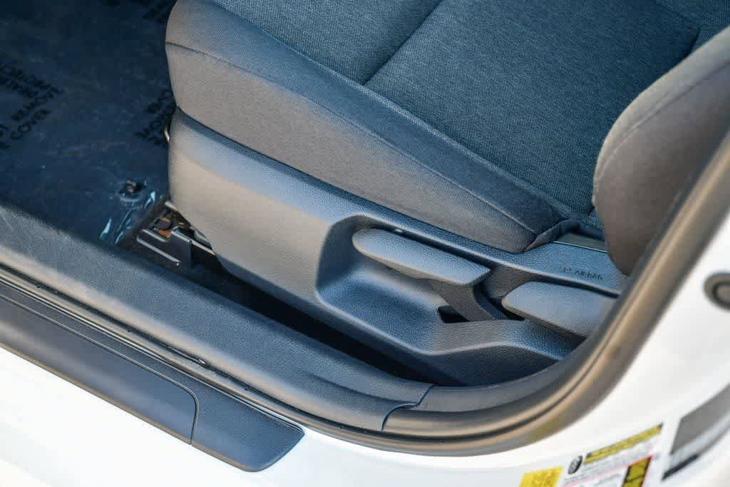 Thumbnail: 2025 Toyota Camry - 20