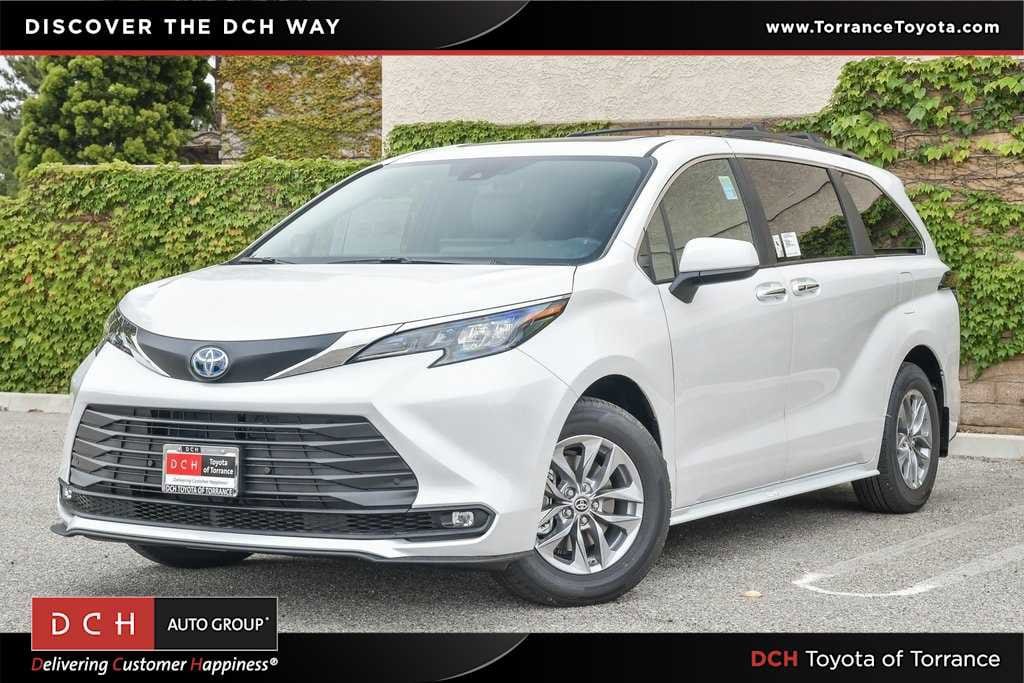 2025 Toyota Sienna XLE -
                  Torrance, CA