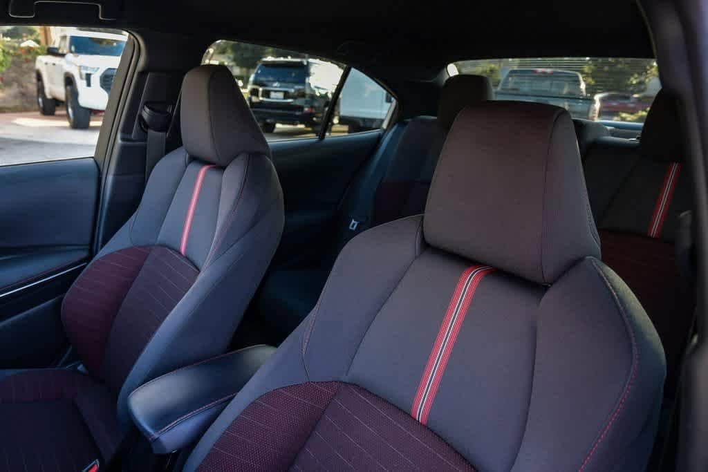 Thumbnail: 2023 Toyota Corolla - 18