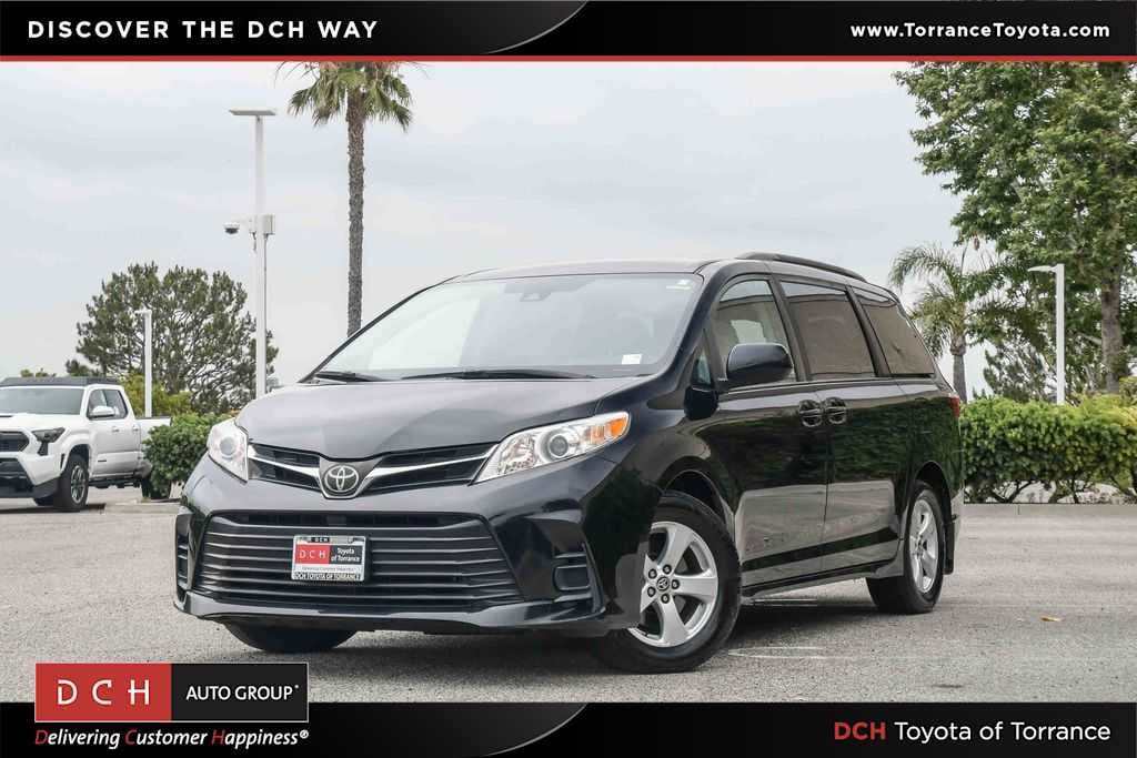 2020 Toyota Sienna LE -
                  Torrance, CA