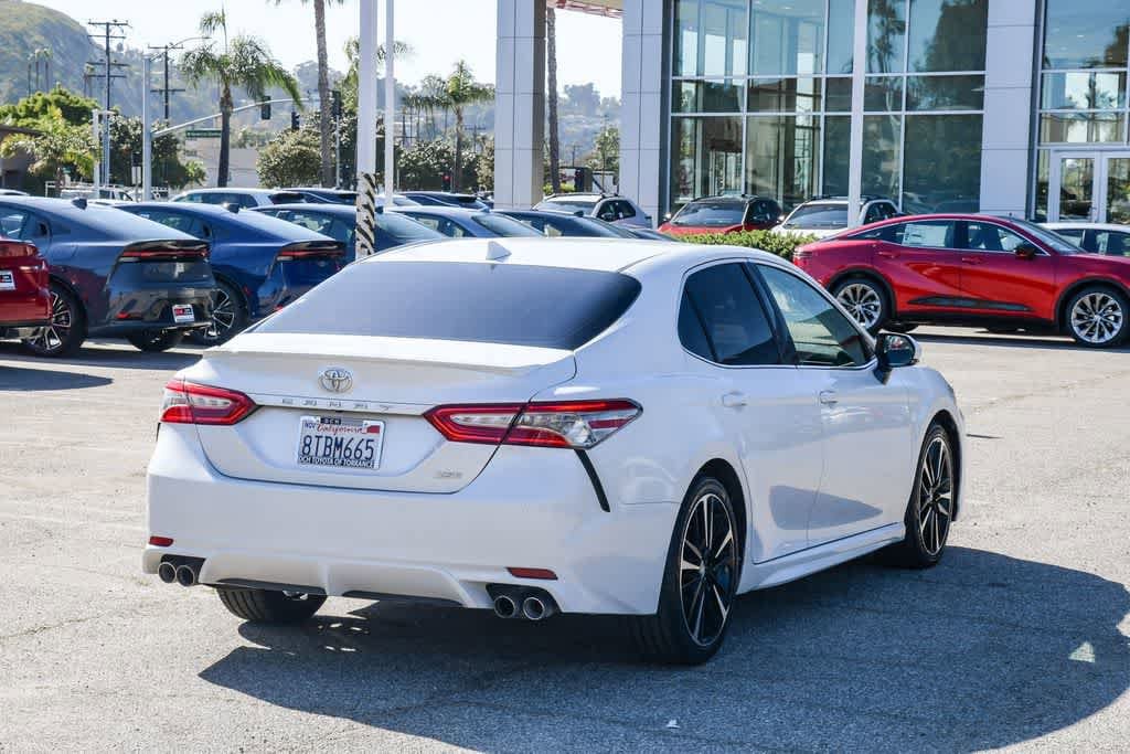 2018 Toyota Camry XSE photo 6