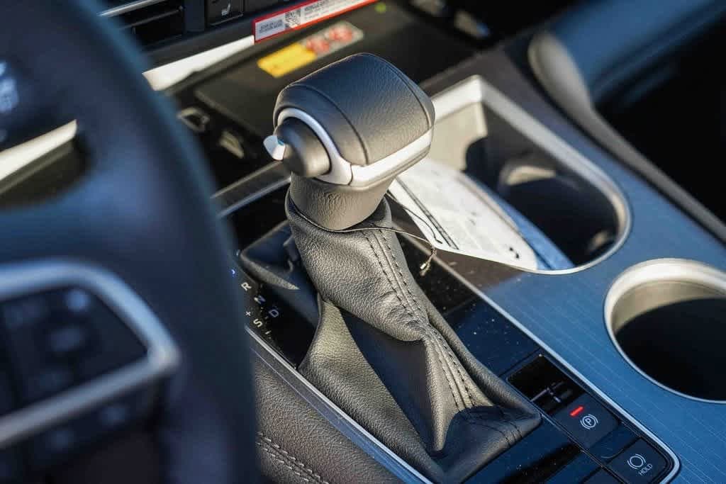 Thumbnail: 2026 Toyota Sienna - 20