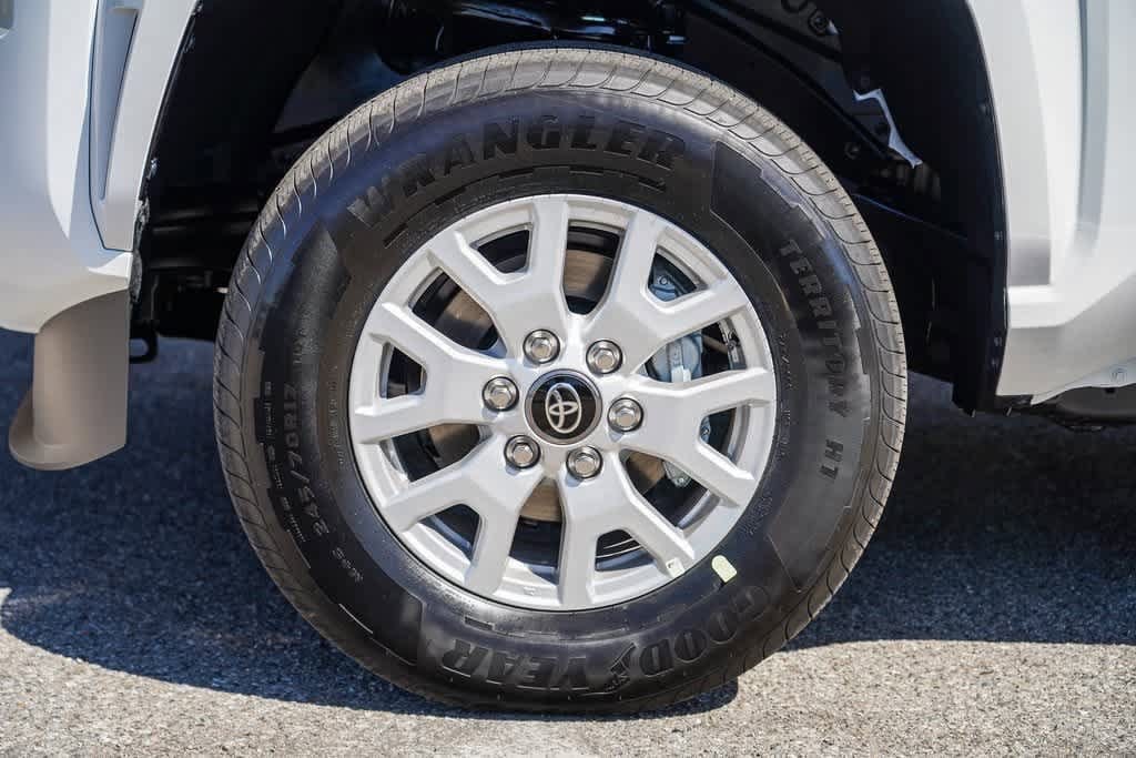 Thumbnail: 2025 Toyota Tacoma - 10