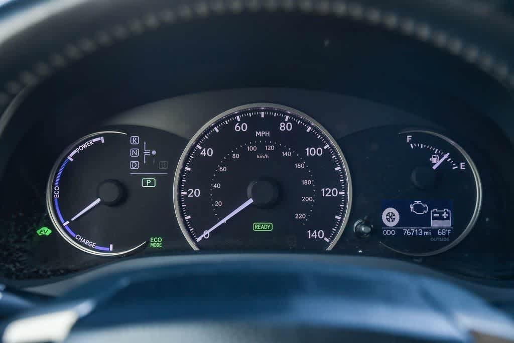 Thumbnail: 2014 Lexus CT - 25