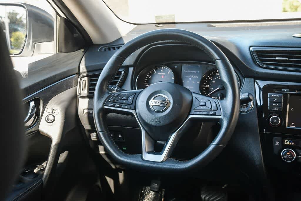 Thumbnail: 2019 Nissan Rogue - 12