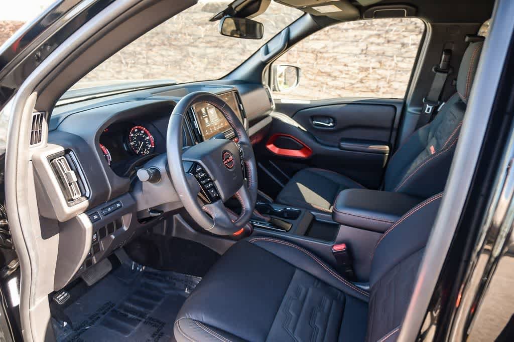 Thumbnail: 2025 Nissan Frontier - 17