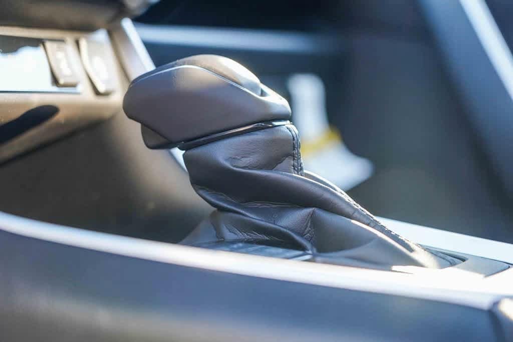 Thumbnail: 2025 Toyota RAV4 - 23