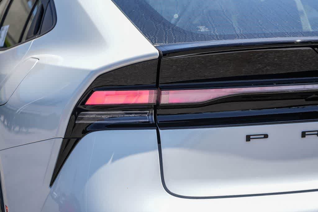 Thumbnail: 2026 Toyota Prius - 9