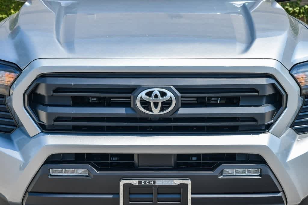 Thumbnail: 2025 Toyota Tacoma - 5
