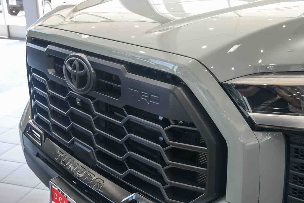 2025 Toyota Tundra Limited photo 4