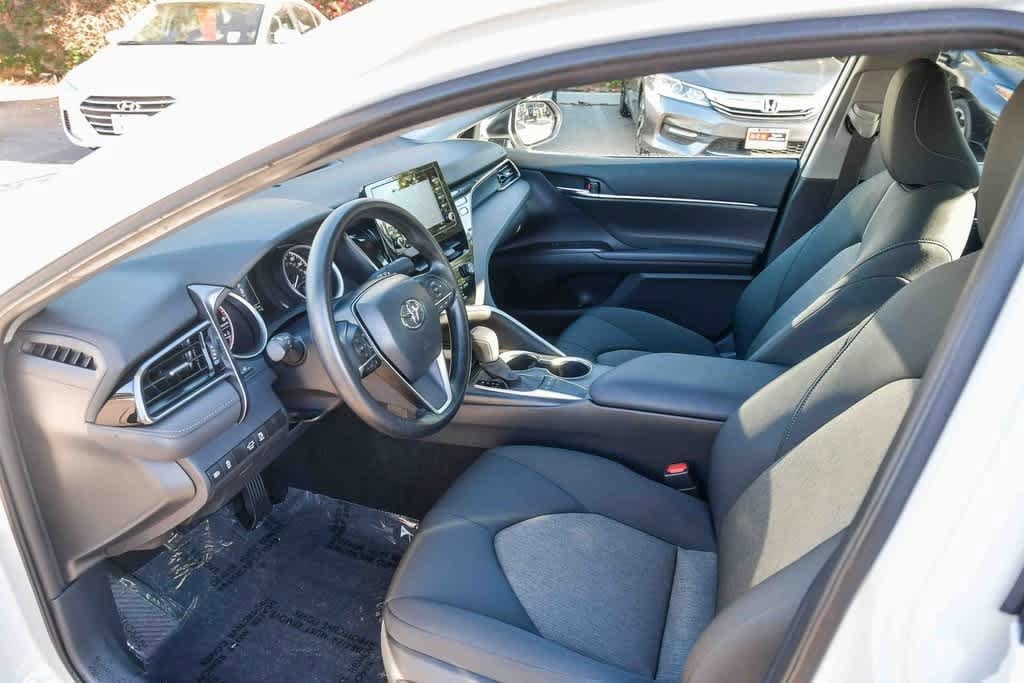 Thumbnail: 2024 Toyota Camry - 16