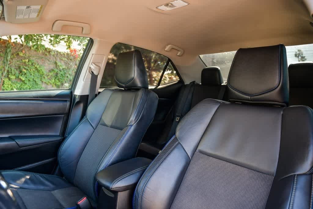 Thumbnail: 2018 Toyota Corolla - 17